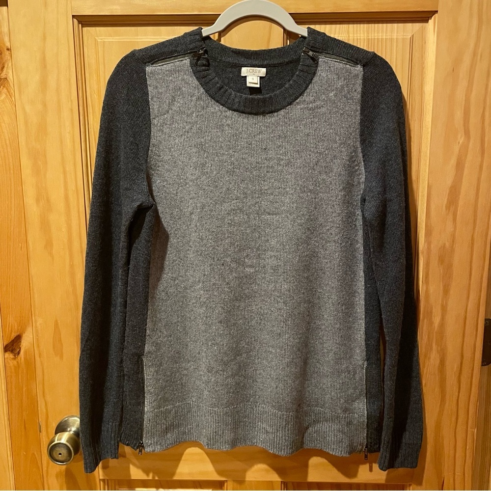 J. Crew Women’s Sweater Grey And Charcoal Tones, Classic Crew Neck Used Size S
